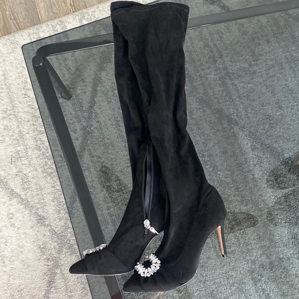 Schutz boots